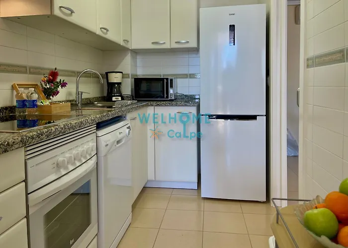 Apartament Orquidea Comodo Apartamento: Vista Al Mar, Piscina, Parking