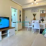 Orquídea Cómodo Apartamento: Vista Al Mar, Piscina, Parking Apartamento Calpe